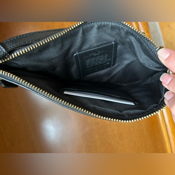 Coach Gallery Pouch - Picture 6 of 10